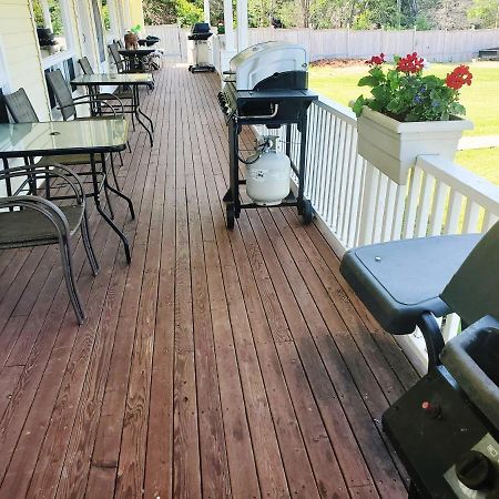 Boardwalk Motel Cavendish Eksteriør bilde